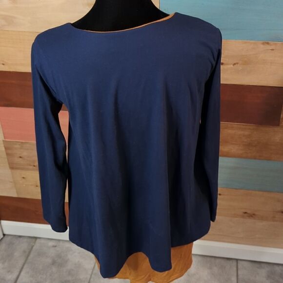 Medium long sleeve T-shirt. Two layers brown and blue with buttons - Picture 4 of 5